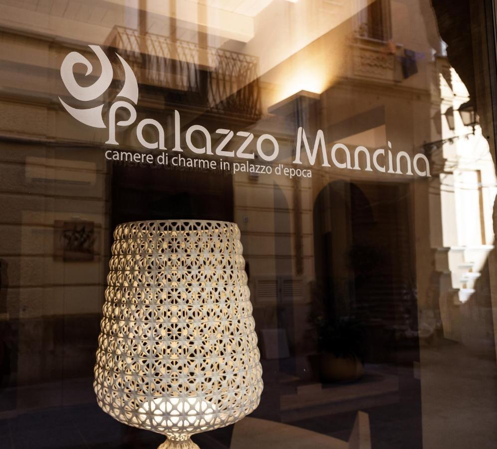 Hotel Palazzo Mancina Trapani Esterno foto