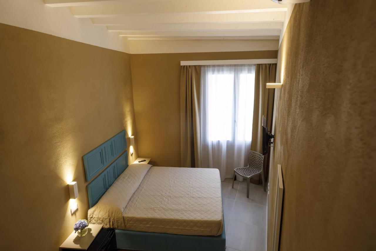 Hotel Palazzo Mancina Trapani Esterno foto