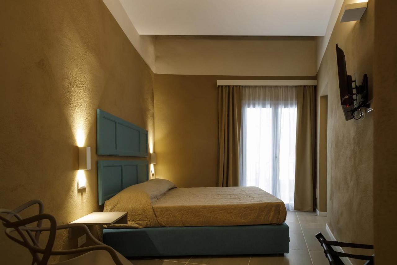 Hotel Palazzo Mancina Trapani Esterno foto