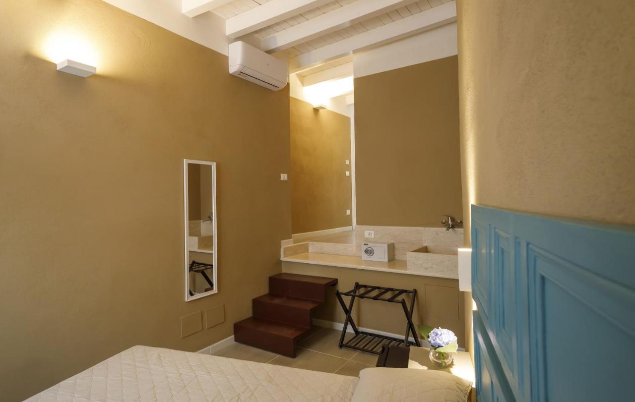 Hotel Palazzo Mancina Trapani Esterno foto