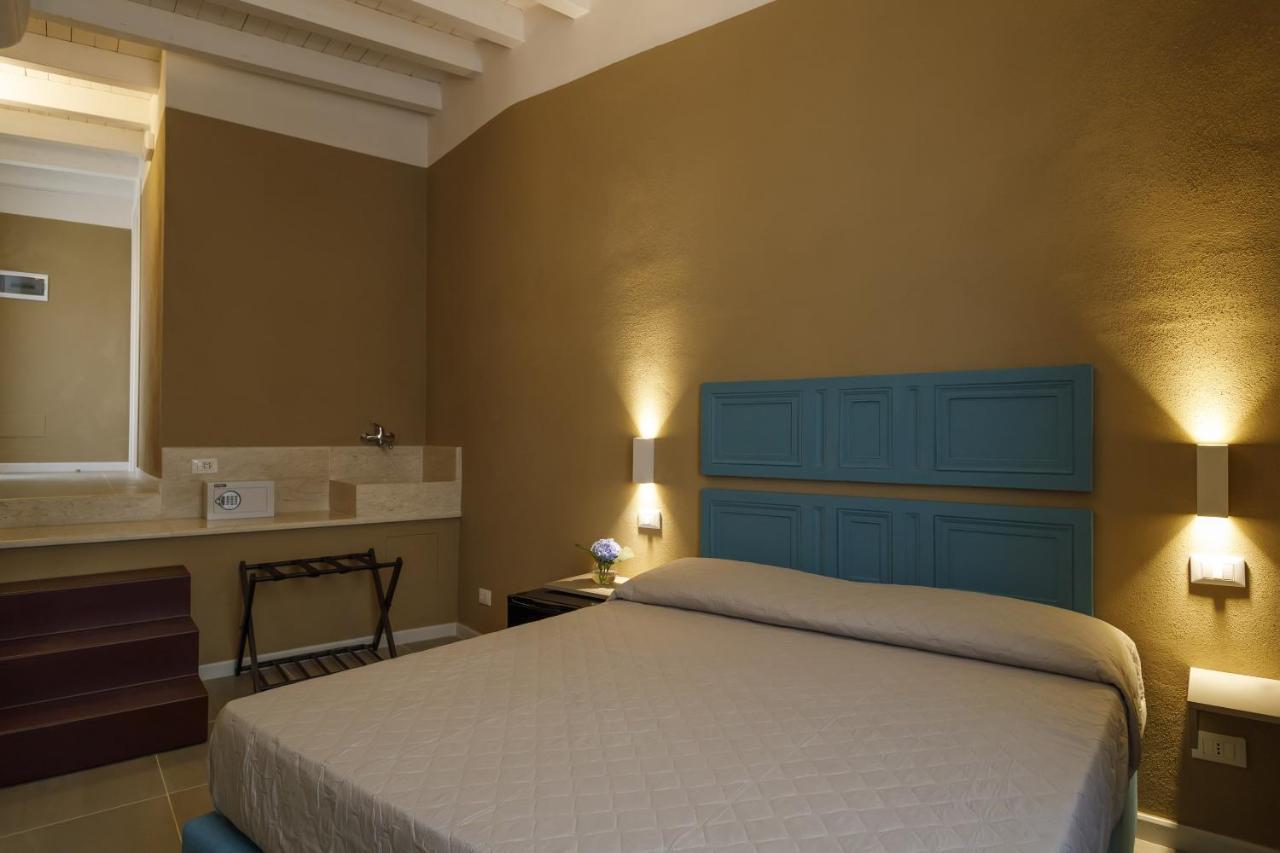 Hotel Palazzo Mancina Trapani Esterno foto
